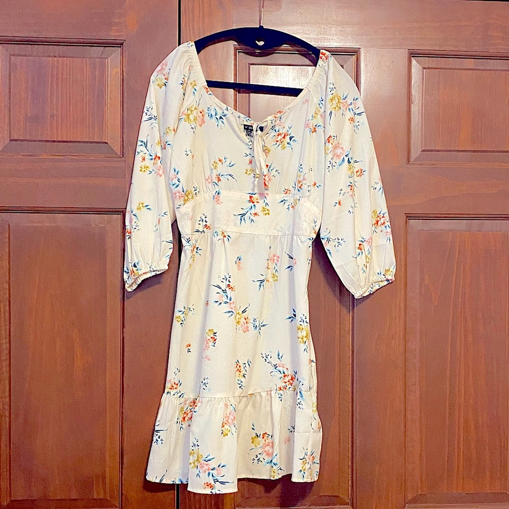 💖 NWOT Yellow Floral Sundress💖